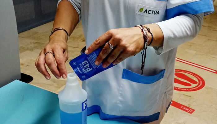 La limpieza de edificios municipales apuesta por la sostenibilidad medioambiental